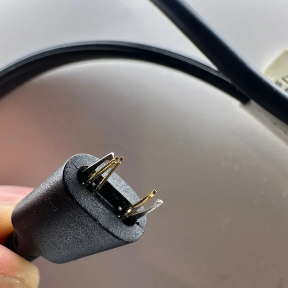Lenovo A/C Adpater USB Type C Broken charger